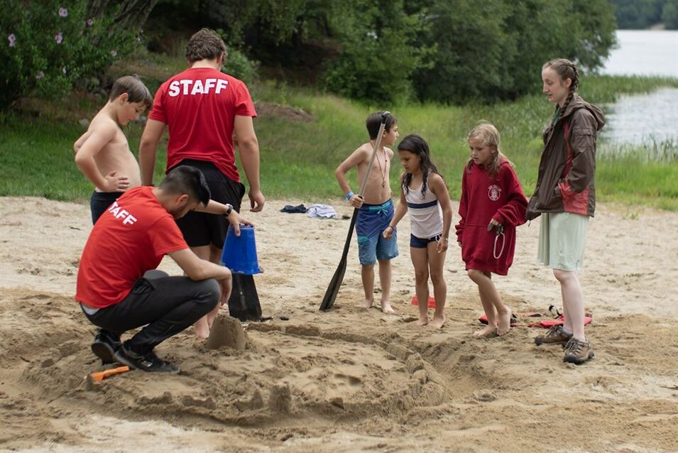 Mass Image Compressor Compressed this image. https://sourceforge.net/projects/icompress/ with Quality:80